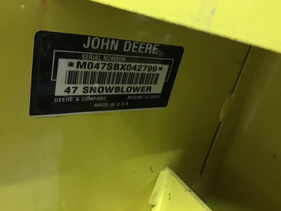 2004 John Deere 47 Snow Blower