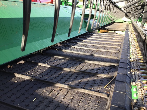 2023 John Deere RD35F Header Combine