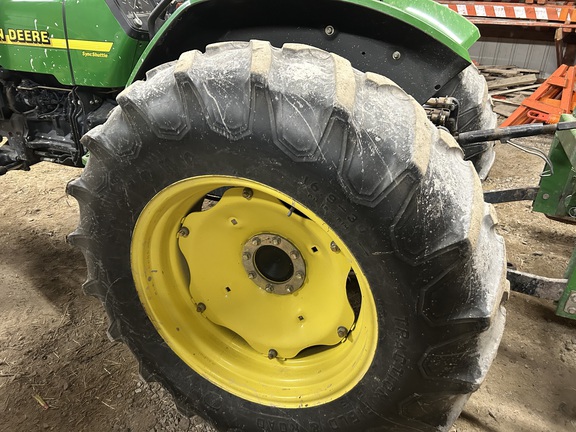 2001 John Deere 5310 Tractor