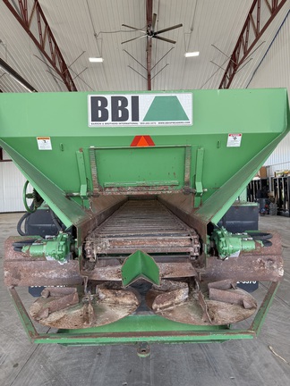 2013 Misc Endurance Fertilizer Spreader