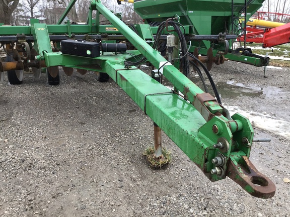 2006 John Deere 512 Disk Ripper