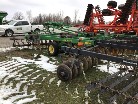 2006 John Deere 512 Disk Ripper