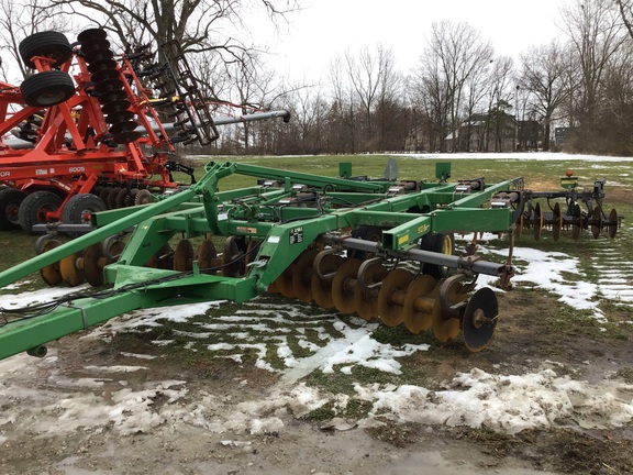 2006 John Deere 512 Disk Ripper
