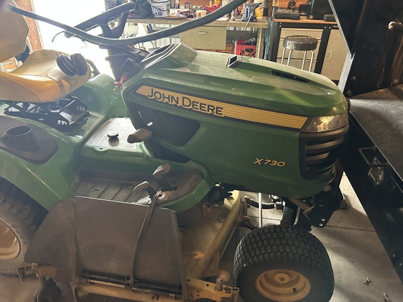 2017 John Deere X730 Garden Tractor
