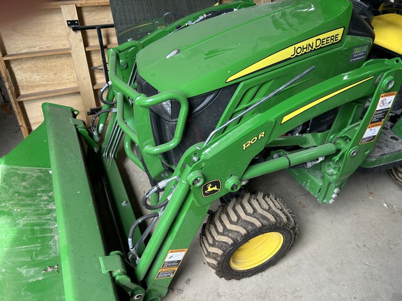 2024 John Deere 1025R Tractor Compact