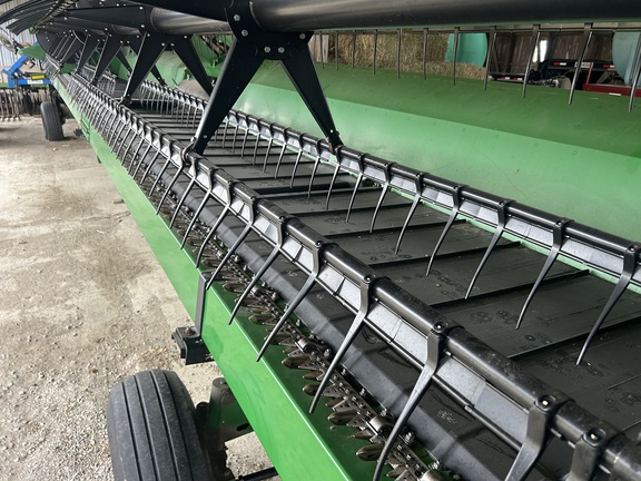 2013 John Deere 640FD Header Combine