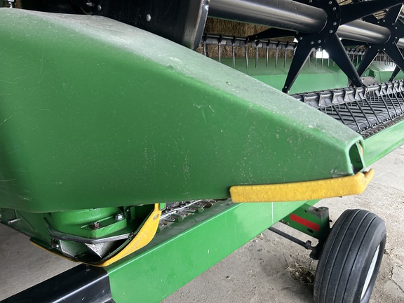 2013 John Deere 640FD Header Combine