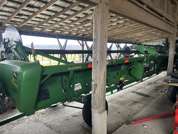 2013 John Deere 640FD Header Combine