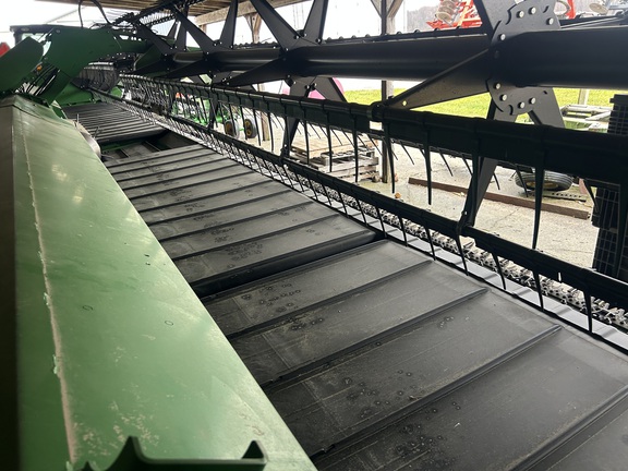 2013 John Deere 640FD Header Combine