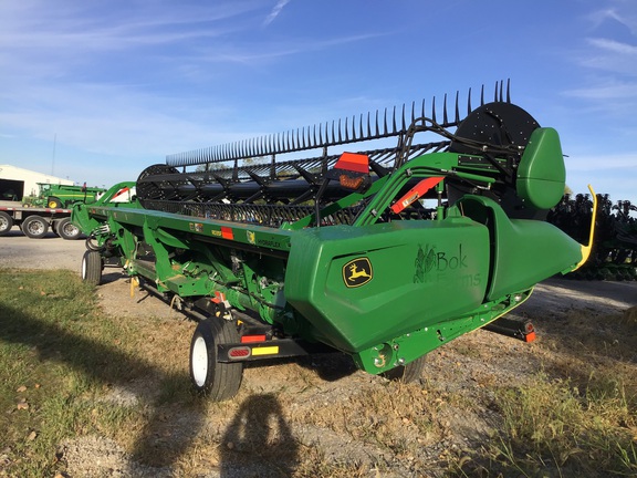 2023 John Deere RD35F Header Combine