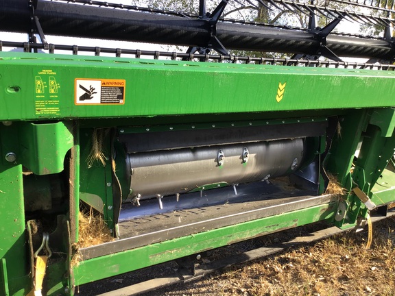 2023 John Deere RD35F Header Combine