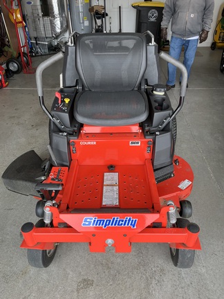2018 Simplicity Courier 21.5/48 Mower/Zero Turn