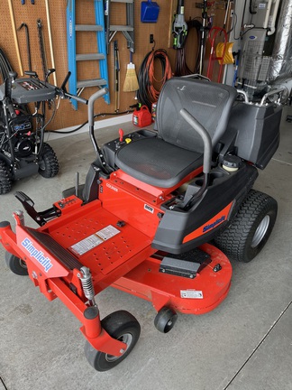 2018 Simplicity Courier 21.5/48 Mower/Zero Turn