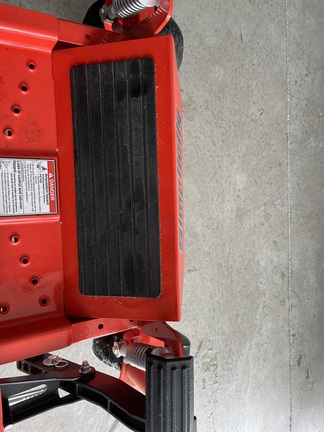 2018 Simplicity Courier 21.5/48 Mower/Zero Turn