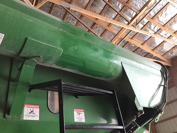 J&M 875-18 Grain Cart