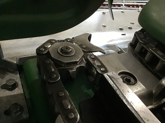 2019 John Deere 708C Header Corn Head