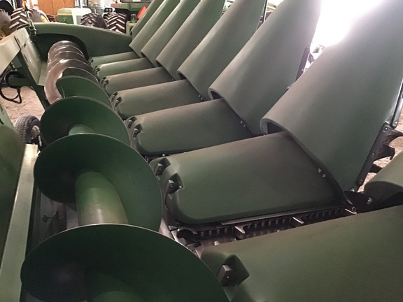 2019 John Deere 708C Header Corn Head