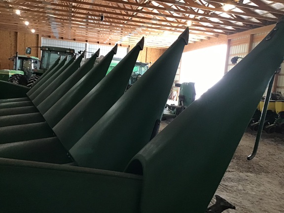 2019 John Deere 708C Header Corn Head