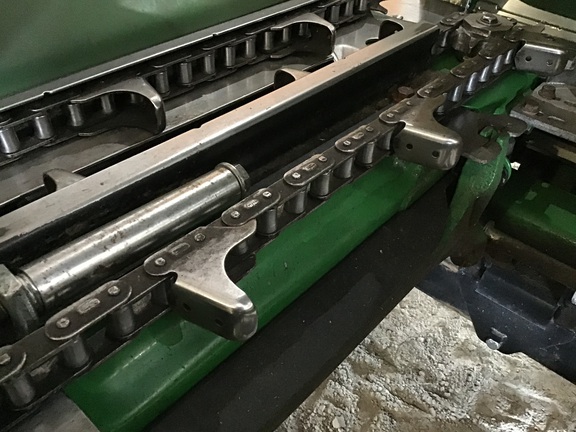 2019 John Deere 708C Header Corn Head