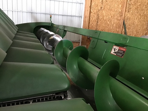 2019 John Deere 708C Header Corn Head