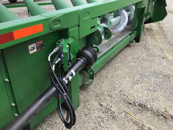 2019 John Deere 708C Header Corn Head