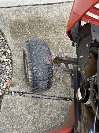 2011 Simplicity Regent 19.5 Garden Tractor