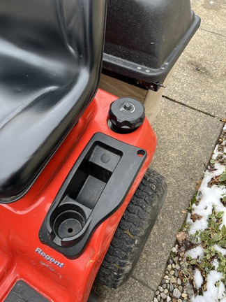 2011 Simplicity Regent 19.5 Garden Tractor