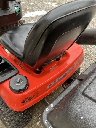 2011 Simplicity Regent 19.5 Garden Tractor