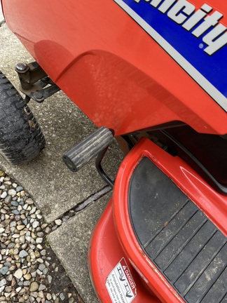 2011 Simplicity Regent 19.5 Garden Tractor