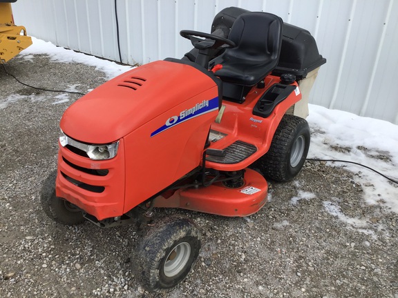 2011 Simplicity Regent 19.5 Garden Tractor