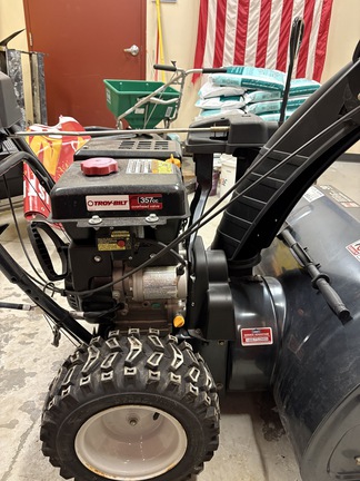 Troybilt 31AH55R5711 Snow Blower Walk Behind