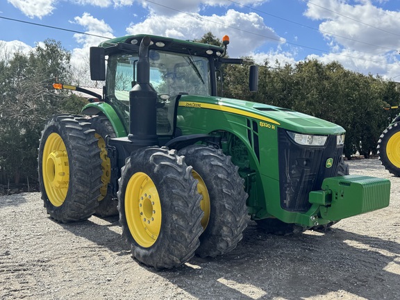 2019 John Deere 8320R Tractor