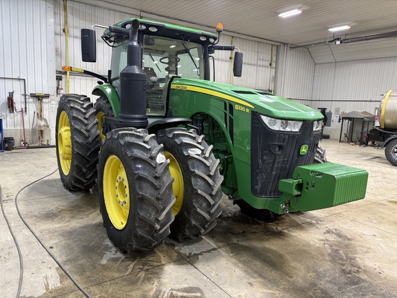2019 John Deere 8320R Tractor