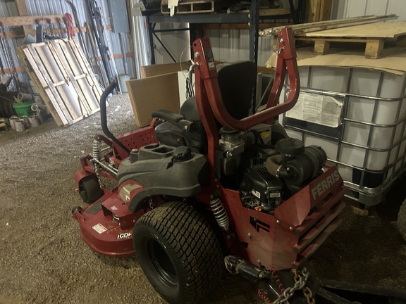 2025 Ferris ISX2200 28 Mower/Zero Turn