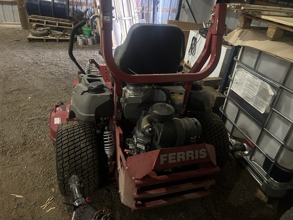 2025 Ferris ISX2200 28 Mower/Zero Turn