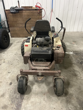 Grasshopper 725K2 Mower/Zero Turn