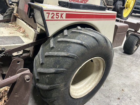 Grasshopper 725K2 Mower/Zero Turn