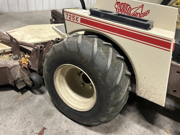 Grasshopper 725K2 Mower/Zero Turn