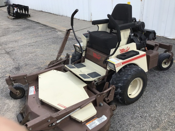 Grasshopper 725K2 Mower/Zero Turn