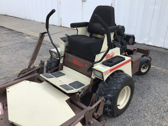 Grasshopper 725K2 Mower/Zero Turn