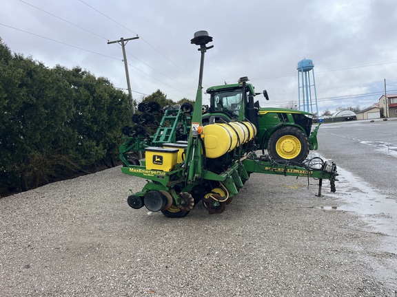 1997 John Deere 1750 Planter