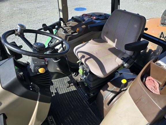 2006 John Deere 5425 Tractor