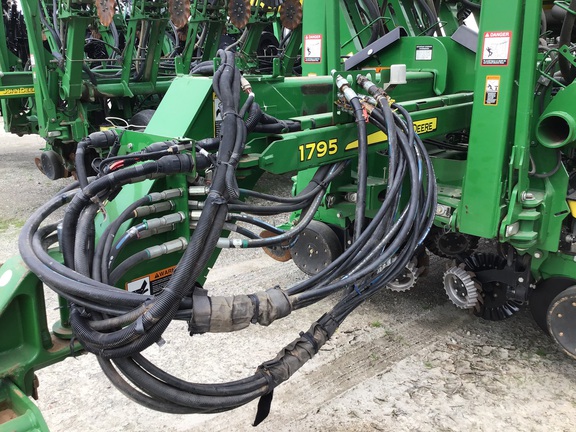 2019 John Deere 1795 Planter