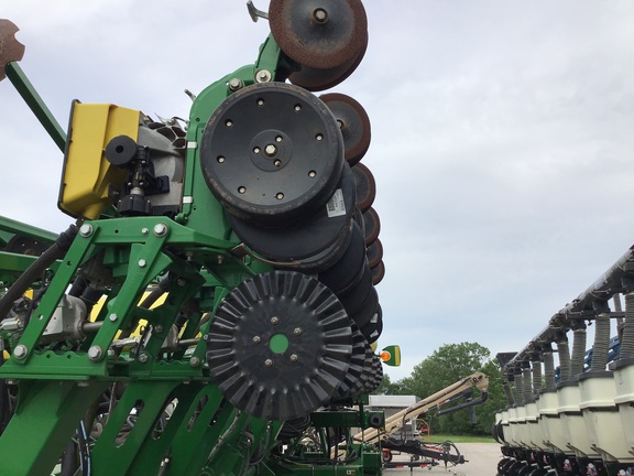 2019 John Deere 1795 Planter