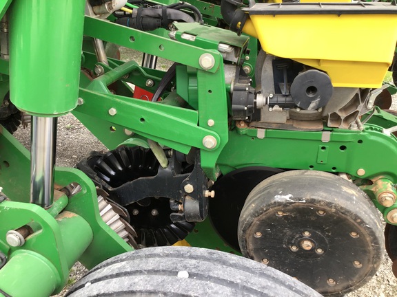 2019 John Deere 1795 Planter