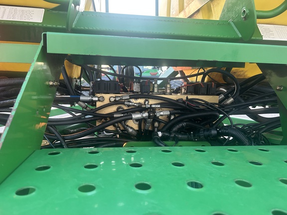 2003 John Deere 1790 Planter