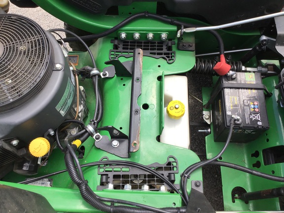 2022 John Deere Z950M Mower/Zero Turn