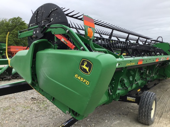 2016 John Deere 645FD Header Combine