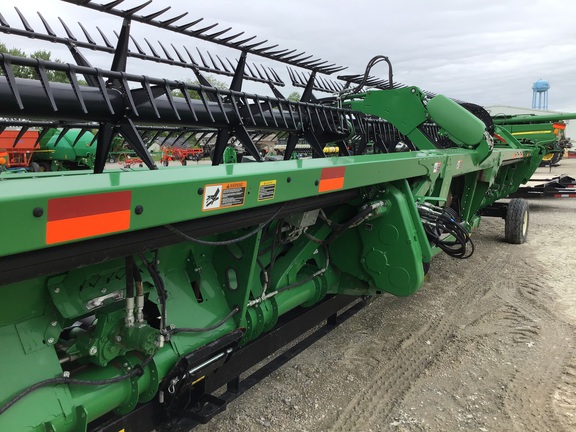 2016 John Deere 645FD Header Combine