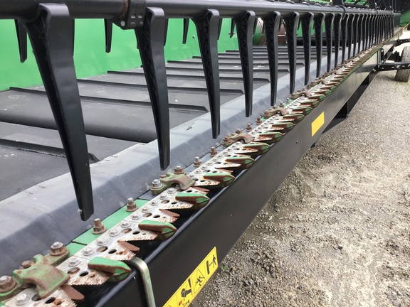 2016 John Deere 645FD Header Combine